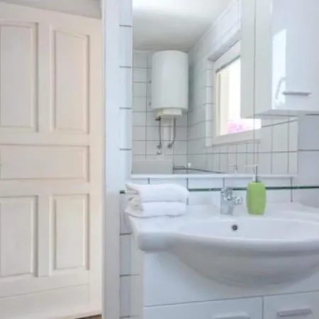 Name Bay House Rosohotnica - One Bedroom Apartament Vrboska